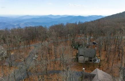 Wintergreen Ridge Retreat - Family Home - Foto 31