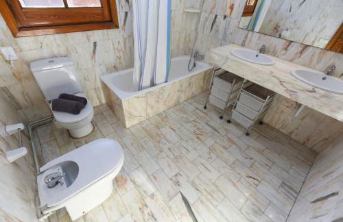 GERANIS VILLA ONLY FAMILIES Planet Costa Dorada - Foto 23