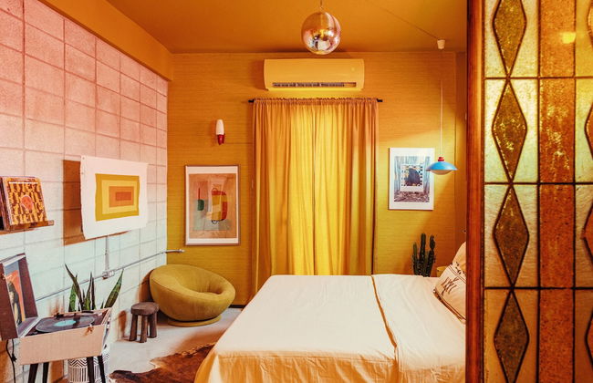 MOOD HAUS by DW - 70's Retro Stays - Photo 28