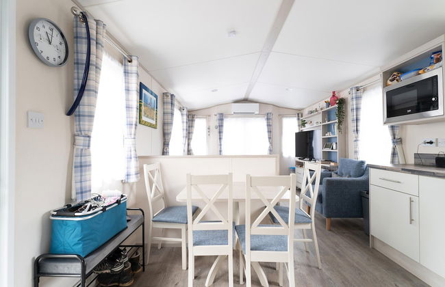 Chalet in Renesse Near Sandy Beaches - Photo 39