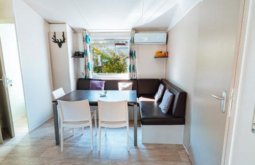 Bungalow 3 chambres pour 6 pers avec Climatisation Camping 3 etoiles - Foto 16