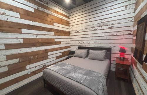 1st Fl 2BR Downtown + 2 Pkg - Foto 10