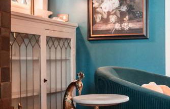 Gorgeous Eccentric Family Home with Cowboy Pool - Foto 66