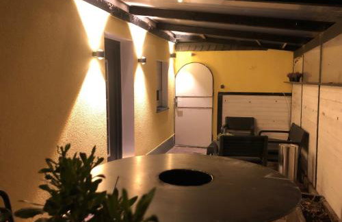 Apartment mit Terrasse, privater Eingang und Parkplatz - Foto 10