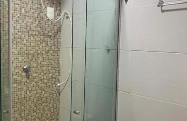 Excelente Ap Mobiliado (Ótima Localização) - Com Ar - Foto 3