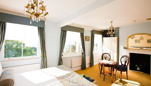 Pier View Self Catering Luxury Apartments - Foto 2