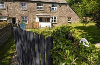 The perfect bolt hole - Photo 5