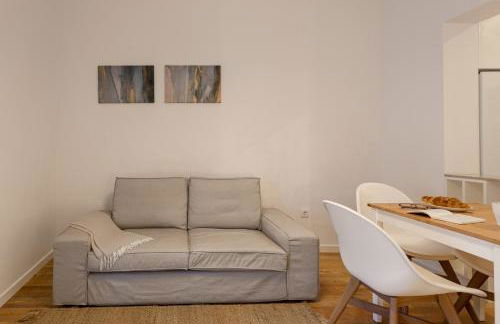 Calçada de Santo Amaro Apartments - Photo 16