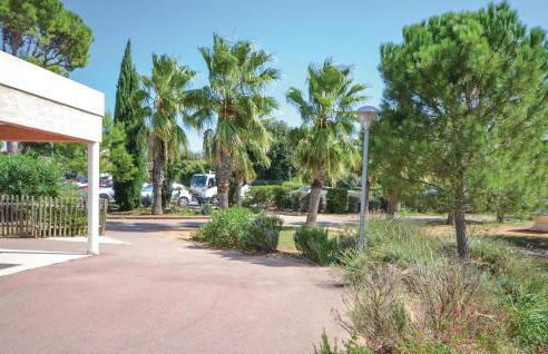 Cozy Home In Calvisson With Kitchen - Photo 24
