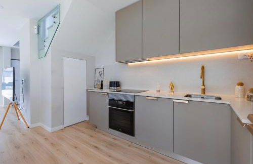 Poolside oasis by Caparica beach - Foto 46