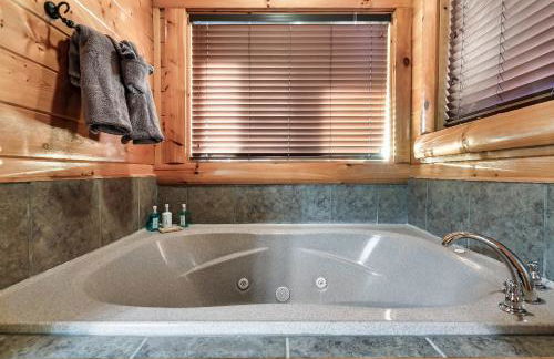 Epic Mountain Views, Hot Tub, Game Room, Sleeps 10 - Foto 27