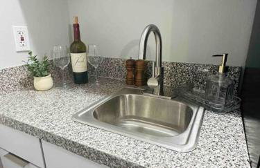 Coral Gables Miami Studio near Airport and Beaches - Photo 3