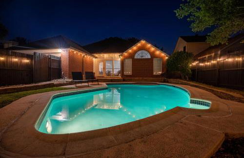 Sophisticated Minimalist Modern Home w/pool and spa - Foto 29