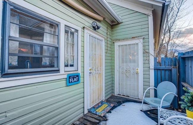 Whimsical Flat Color Unique & Chic Boutique - Foto 28