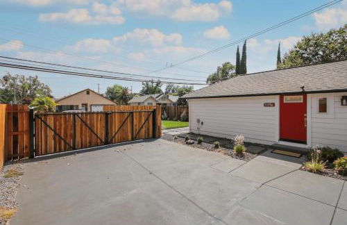 Pet-Friendly Private Cottage In Tahoe Park - Foto 2