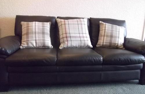 Hall Dale View near Matlock & Peak District - Photo 10