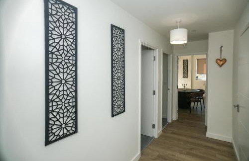 Little Haven Thames view Free Parking Closer to Heathrow - Foto 32