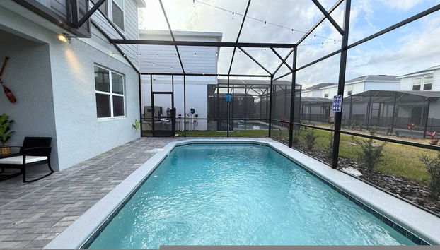 Upstay Family Home w Cinema Pool BBQ Clermont - Foto 5, Habitación