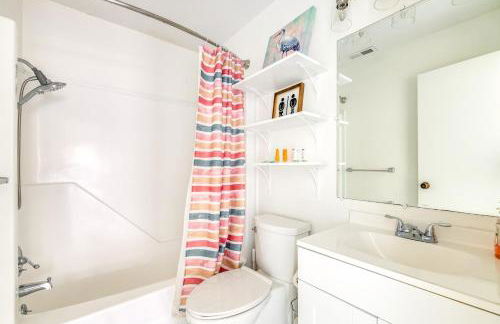 BloomingFarmsStay,Sleeps 9,GameRoom,FirePit,Grill - Foto 19