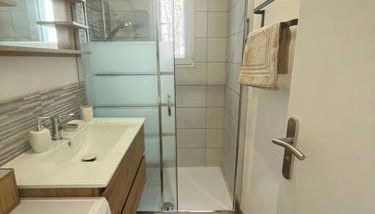 "Le nature" Camargue Jardin - Foto 5, Shower