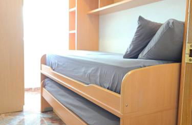 una habitación en un piso compartido - Foto 4