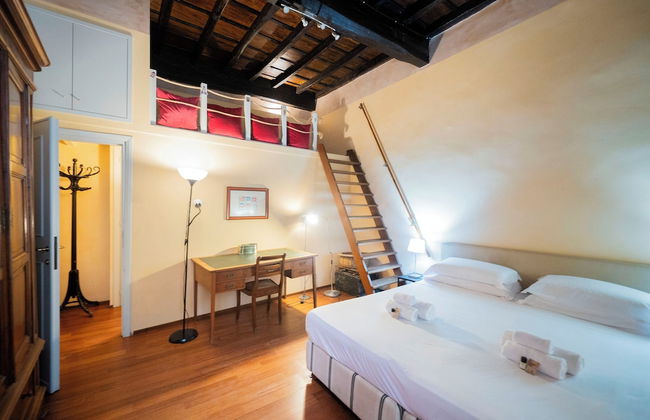 Campo De' Fiori Apartments - Photo 17