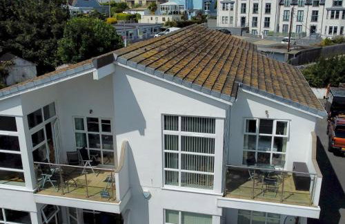 2 Bed Sea View Apartment with Balcony Parking - Pass the Keys - Foto 13