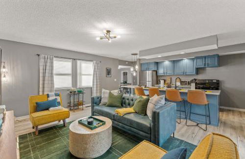 3BD Family Retreat - 4 Mins to UND - Yard Games - Foto 1