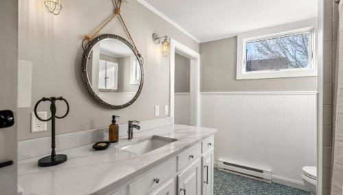 2BR Home|Downtown Rockport w/parking|Walk 2 Ocean - Foto 5