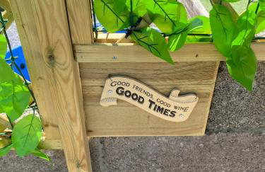 Carol,s Place Bridgend, Porthcawl, Margam Park, Port Talbot, Swansea & Cardiff mins from J37 M4 sleeps 6 - Foto 45