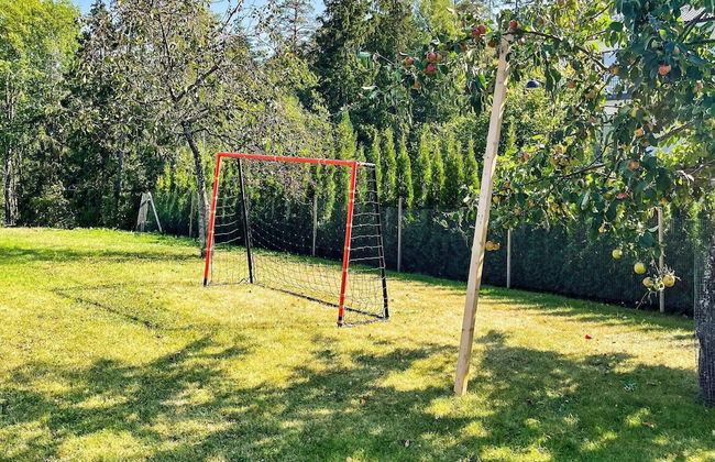 4 Person Holiday Home in Huddinge-by Traum - Photo 10