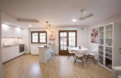 APARTAMENTO CAPRICHOS ARANDA - Photo 3