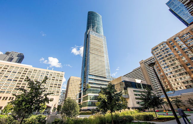 Family Size 2 Bedroom Fully Furnished Condo Sleeps 6, Parking Available, 3tvs - Foto 24