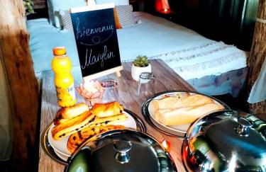 Duplex Safari jusqu'à 4 personnes, Spa XXL, day use, 5 min centre ville, cinéma, cascade et lit sous les arbres - Foto 46