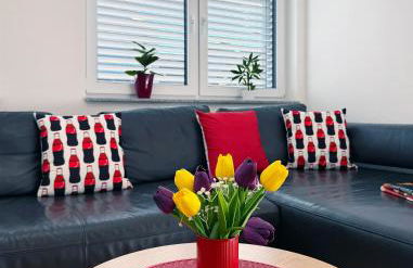 bonquartier - Design Apartment mit Balkon, Arbeitsplatz und Parkplatz - Foto 8