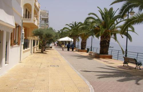 Doll house next to the sea - Foto 51