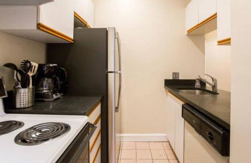 Perfect North End Apt 2BR 2BA Laundry - Foto 10