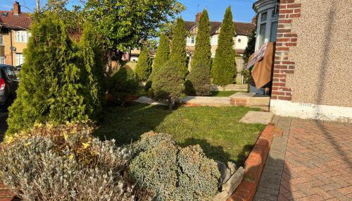 TJ Homes - One double bed room with garden view - Next to tube station - Foto 4, Garden, Garden view