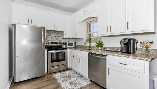 Private Suite in Upscale Neighborhood - Foto 3