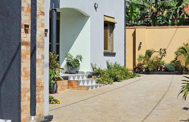 The Residence Ug - Photo 17