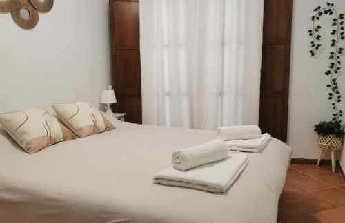 Apartamento María Platero Céntrico y con las mejores vistas del casco antiguo la montaña y el mar mediterráneo - Photo 6