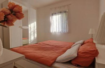 SWIM and CLIMB BAŠKA HOLIDAY HOUSE - island KRK - Foto 7