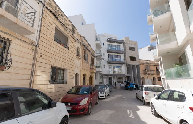 Charming 2-Bed in Swieqi - Foto 51