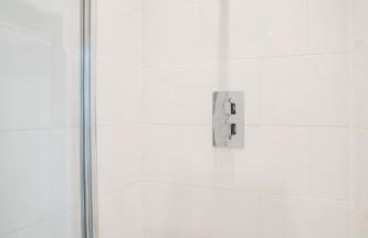 Number 42 by The Butler Collection - Foto 17