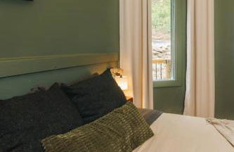 NEW Unique Stay w King Beds and Private Hot Tub - Foto 10