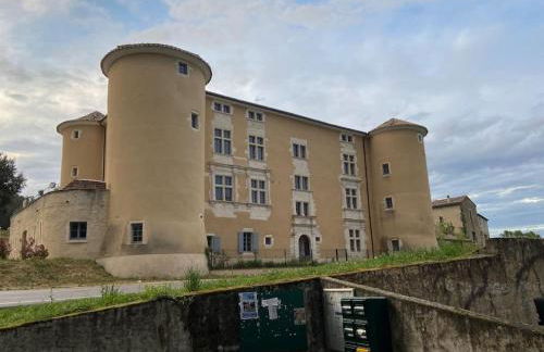 Au pays de Gide appart feutré dans un château - Photo 11