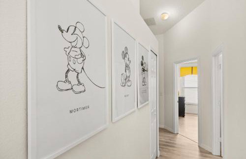 654- Newly Renovated Fabulous 4-Bedroom Pool Home in Watersong Resort, Game Room, Theater Room and More - Foto 49