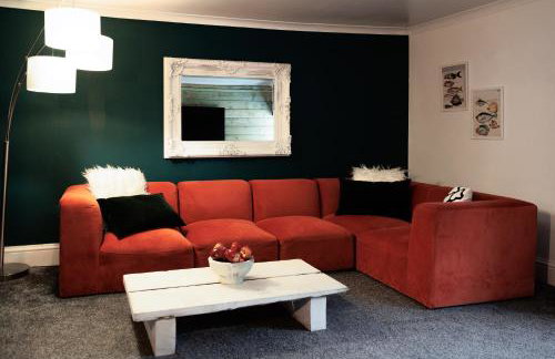 The Farmhouse with two hot tubs - Foto 5