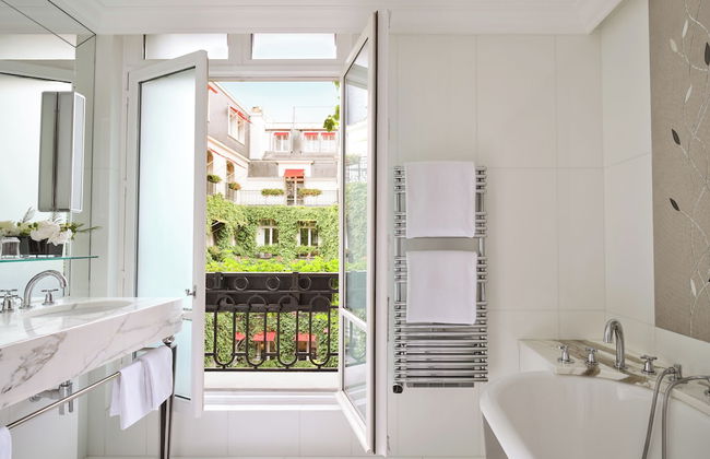 Hôtel Plaza Athénée - Dorchester Collection - Foto 80