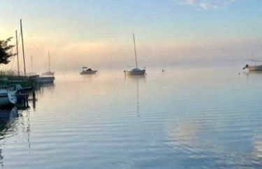 Wonderful house on the lake with idyllic lake views - Foto 29